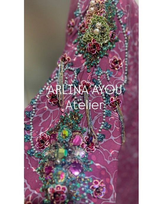 eid ayou batik kaftan