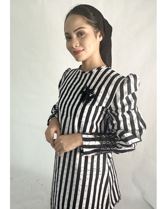 GEMERSIK Modern Kurung - Batik Stripy 