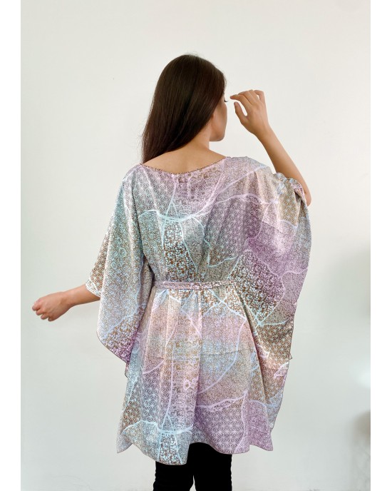 Diana Artsy top Diana Artsy top